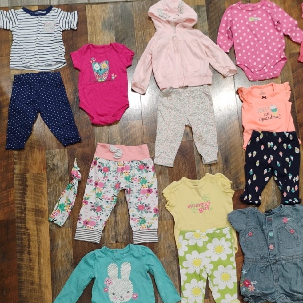 6 Month Baby Girl Bundle Of Clothes!